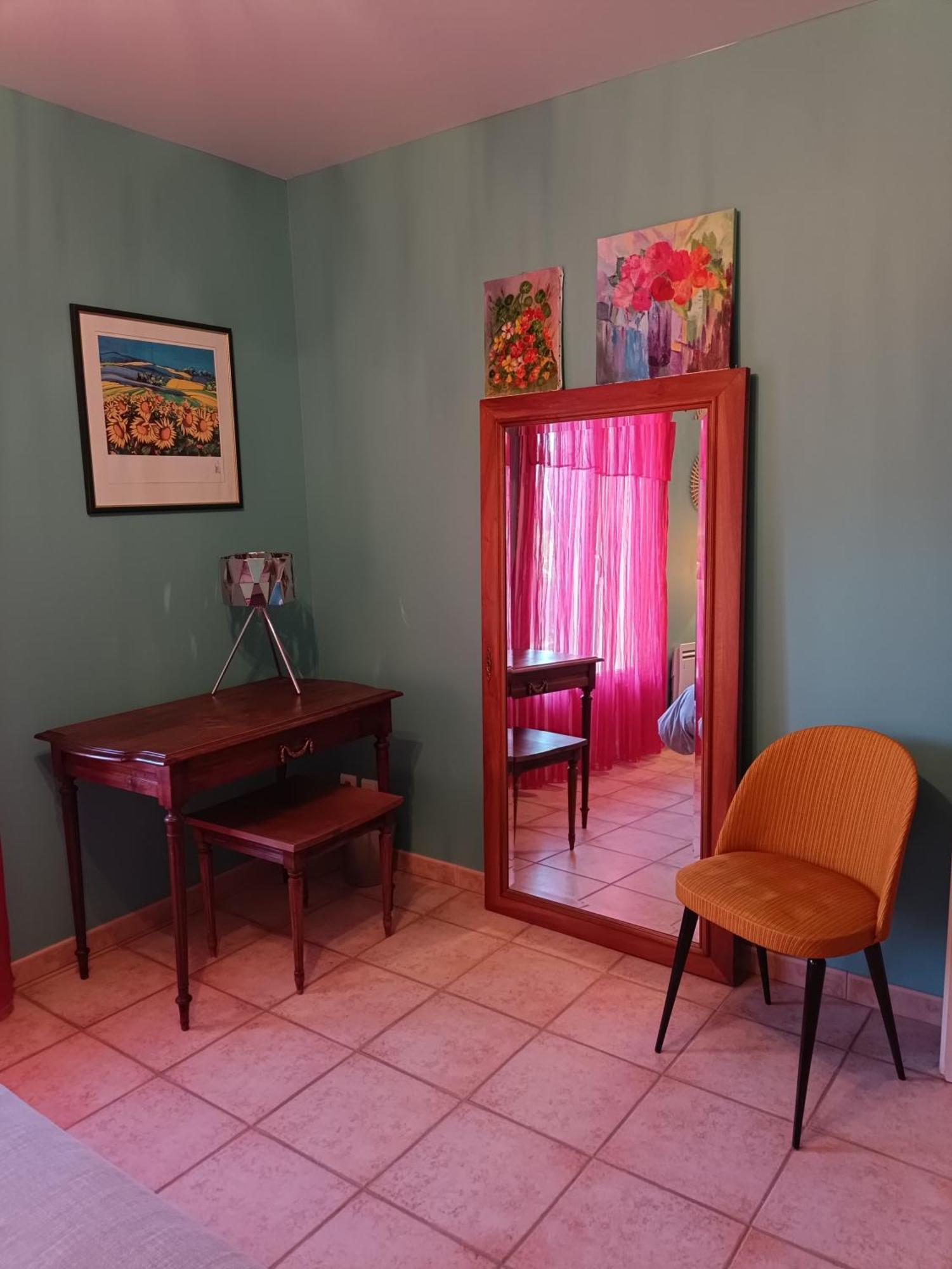 Chambres Tricastine Et Venise Saint-Paul-Trois-Châteaux Kültér fotó