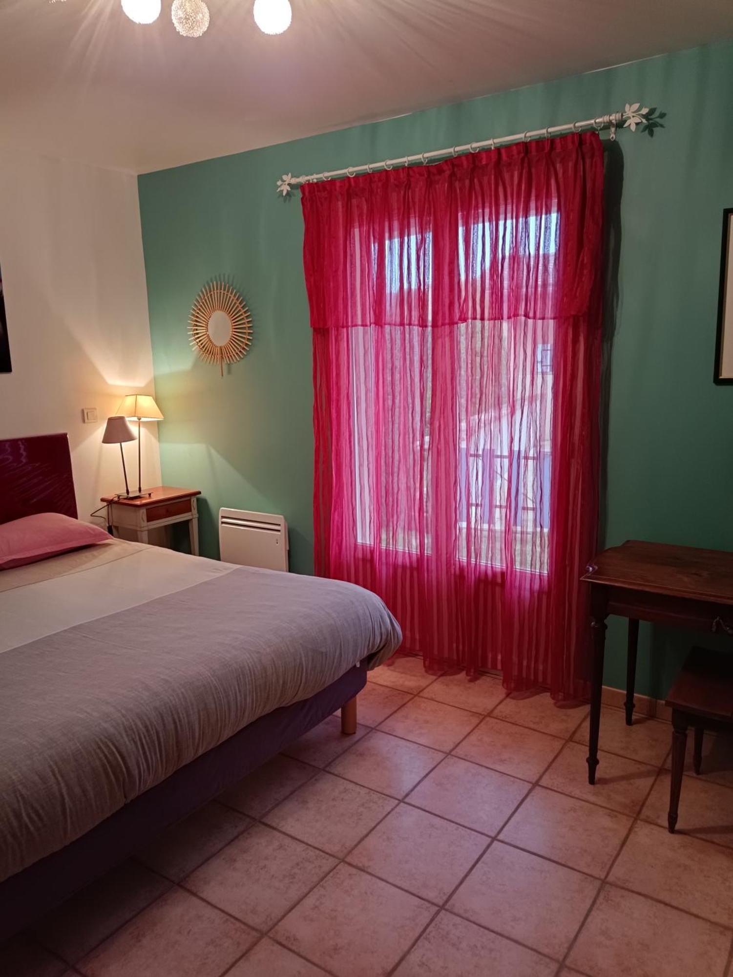 Chambres Tricastine Et Venise Saint-Paul-Trois-Châteaux Kültér fotó